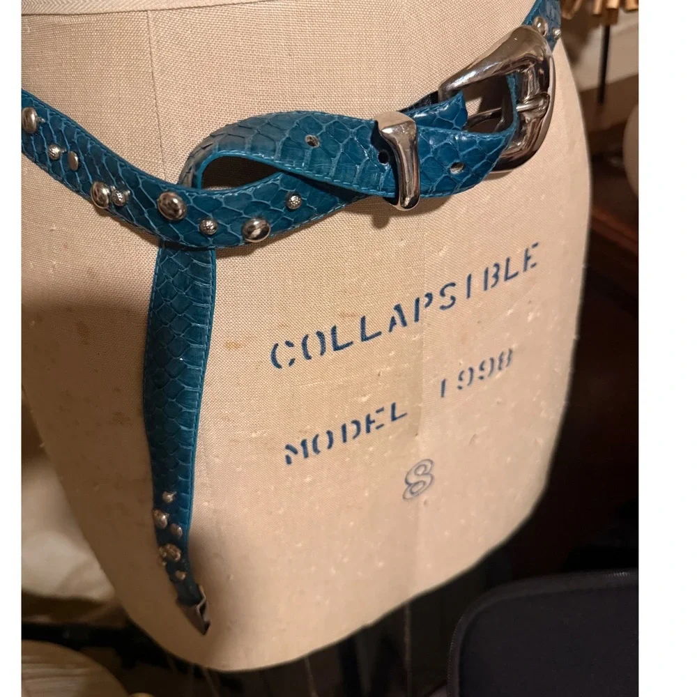 Vintage Teal Blue Snakeskin Studded Western Skinny Belt Silver Buckle Tip
